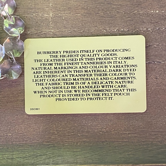 Burberry Nova Check Beaton Tote - Picture 15 of 16